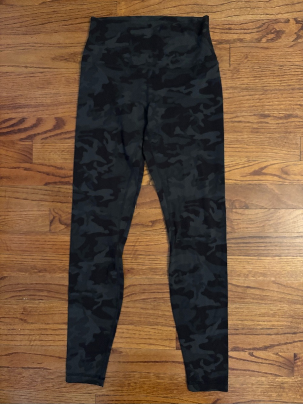 Woman’s Lululemon Camo Align High-Waist Leggings